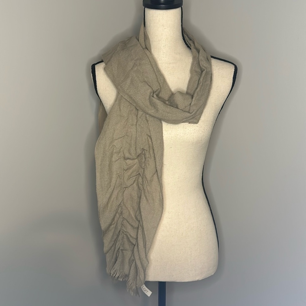 Loft Tan Scarf​